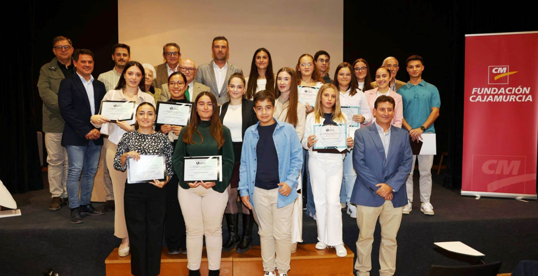 EL IES GINÉS PÉREZ CHIRINOS ARRASA EN LA ENTREGA DE PREMIOS DE LA FUNDACIÓN ROBLES CHILLIDA